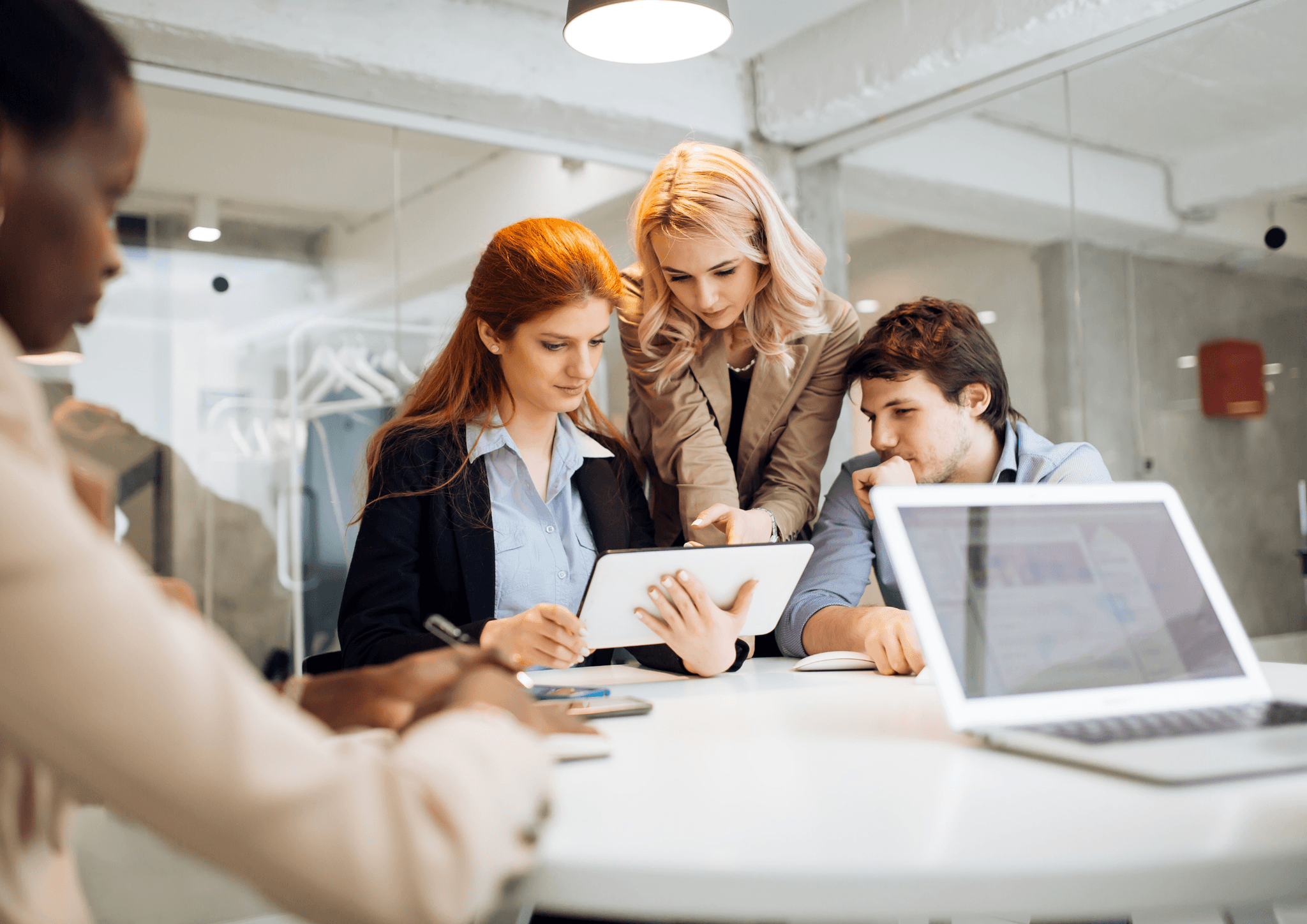 Headhunter vs. klassische Personalvermittlung: Wo liegt der Unterschied?