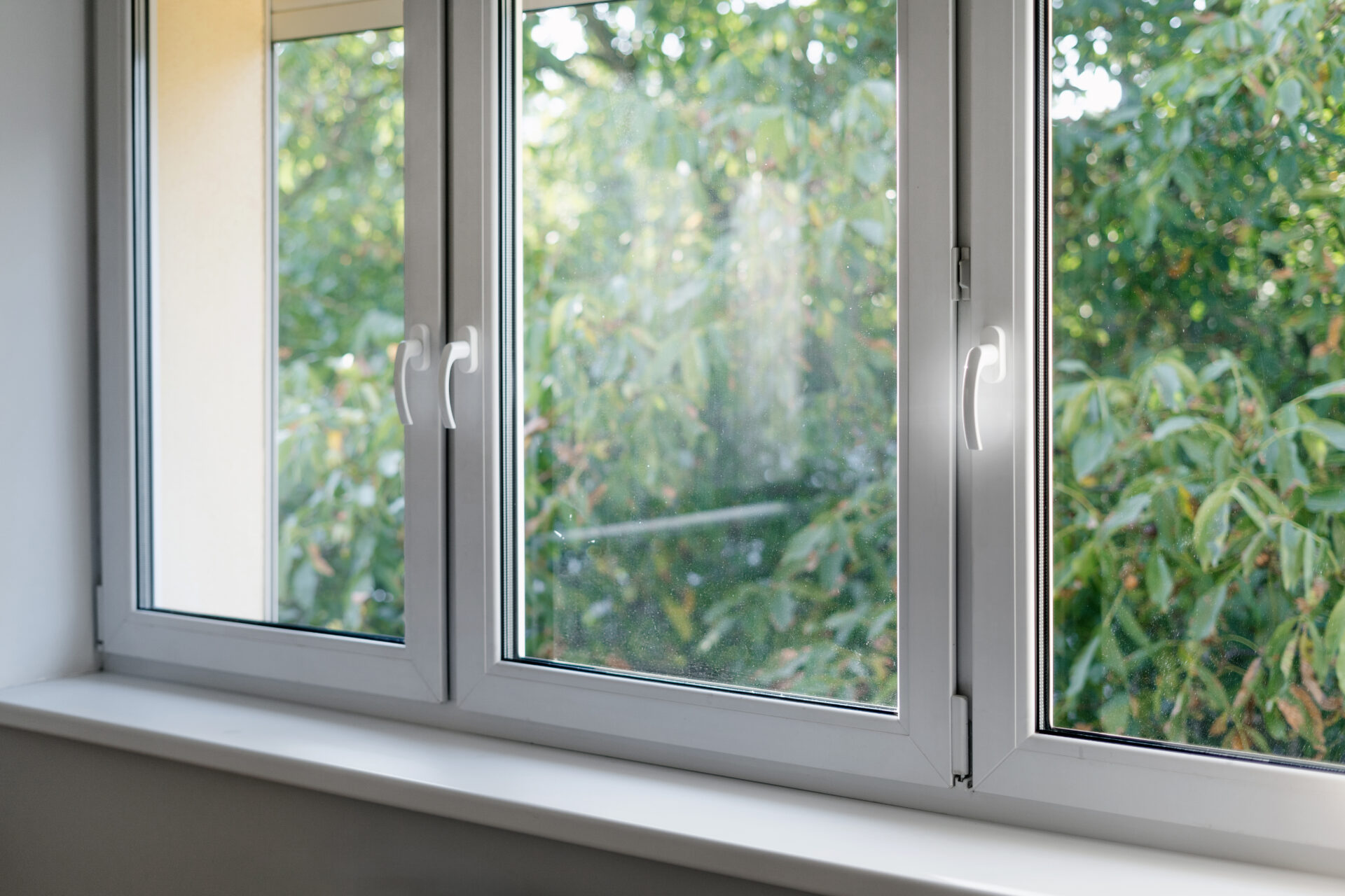 Fenster Krefeld: Glasbau West verbindet Komfort und Sicherheit