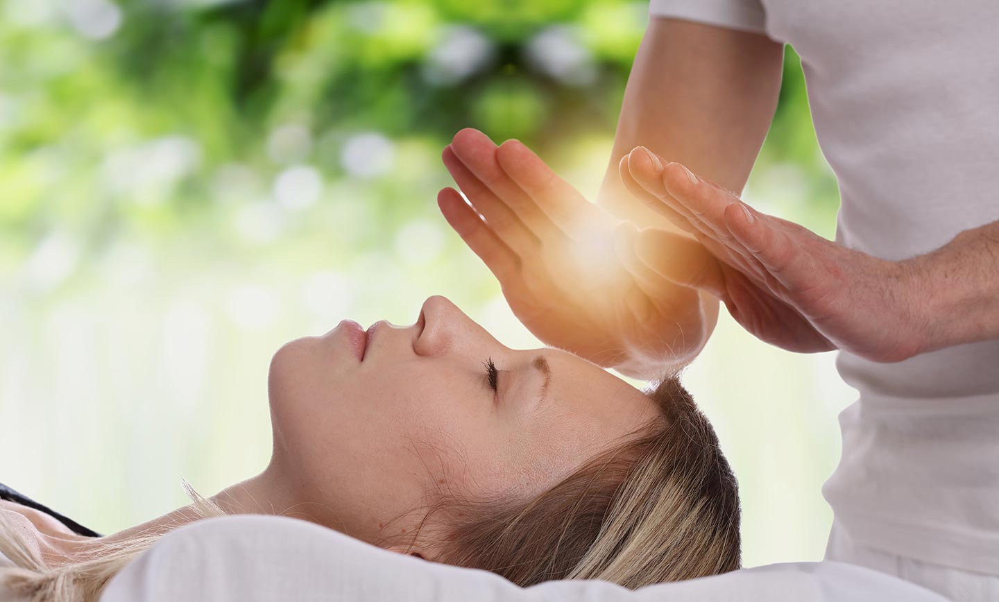 Natürlich gegen Wechseljahrsbeschwerden: Effektive Therapien für Körper und Seele
